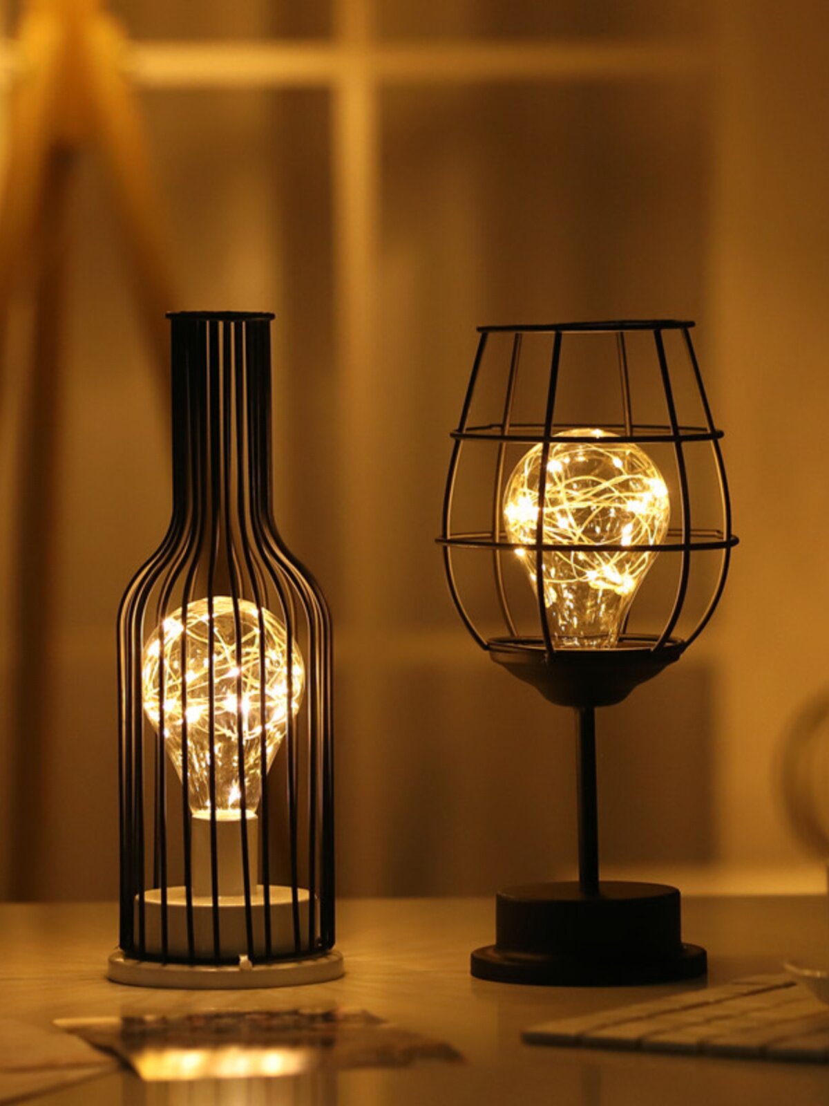 Nordic wrought iron night light creative wine bottle decoration table lamp restaurant bar battery bedside romantic decoration atmosphere lamp