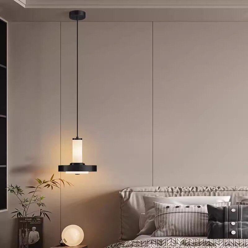 The bedside chandelier in the bedroom is simple and modern, light luxury, high-end atmosphere, background wall, long-line bedside lamp, small chandelier lamp
